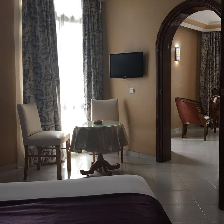 Rania Belmadina Hotel Casablanca Kültér fotó