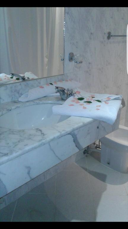Rania Belmadina Hotel Casablanca Kültér fotó