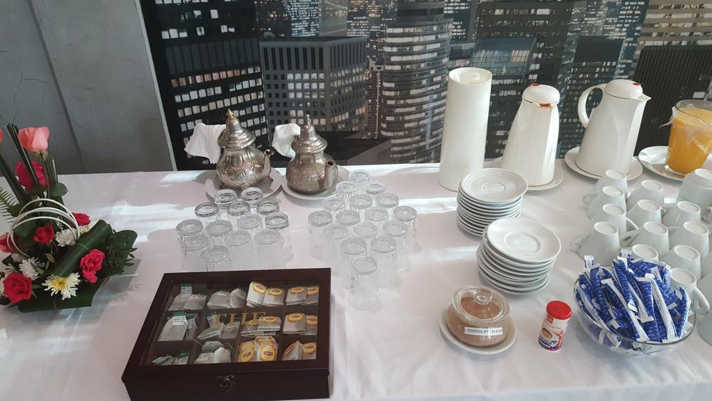 Rania Belmadina Hotel Casablanca Kültér fotó