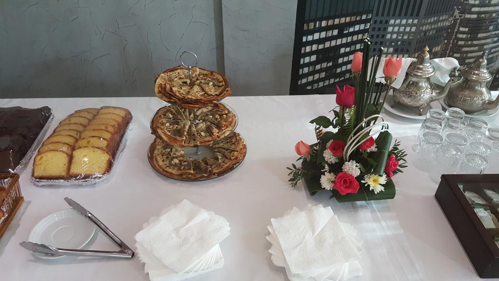 Rania Belmadina Hotel Casablanca Kültér fotó