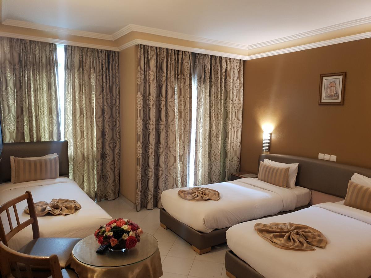 Rania Belmadina Hotel Casablanca Kültér fotó